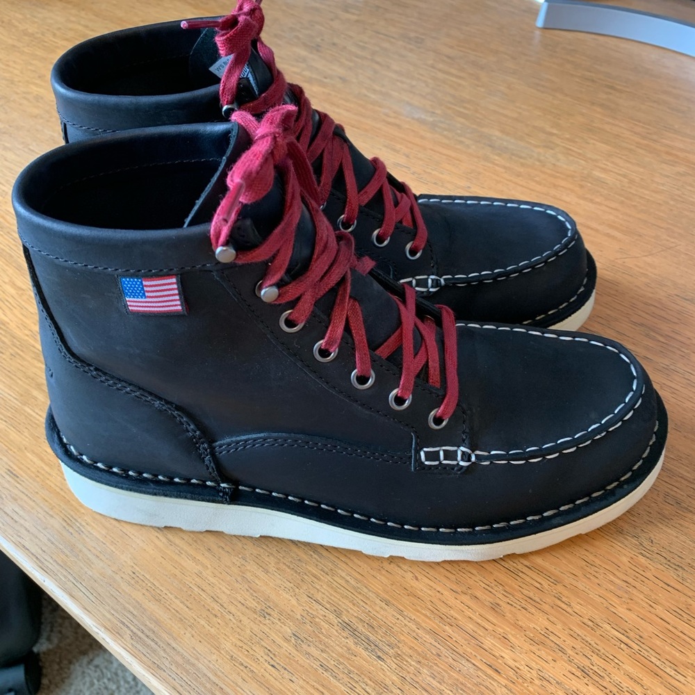 Danner Bull Run Moc Toe 6” Black Women’s
